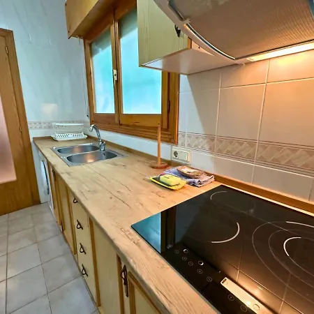 Naufragos Con Terraza * טורבייחה