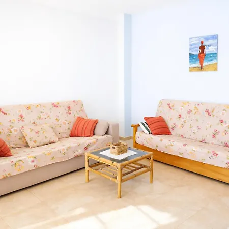 Naufragos Con Terraza * Torrevieja