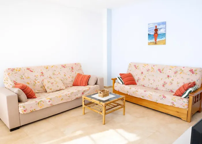 Naufragos Con Terraza * Torrevieja