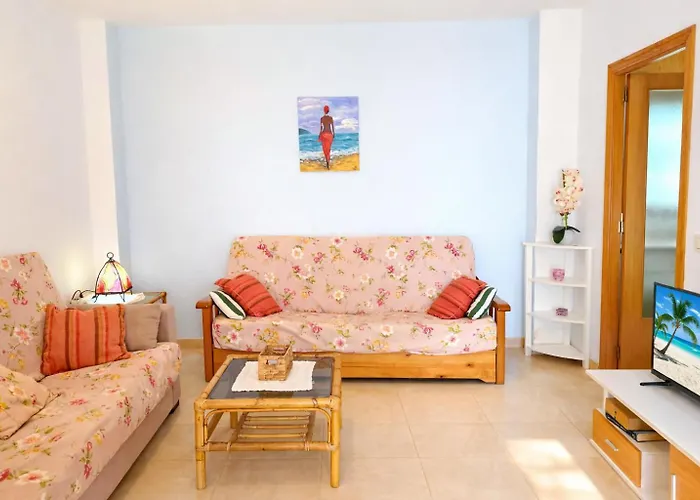 Naufragos Con Terraza * Torrevieja